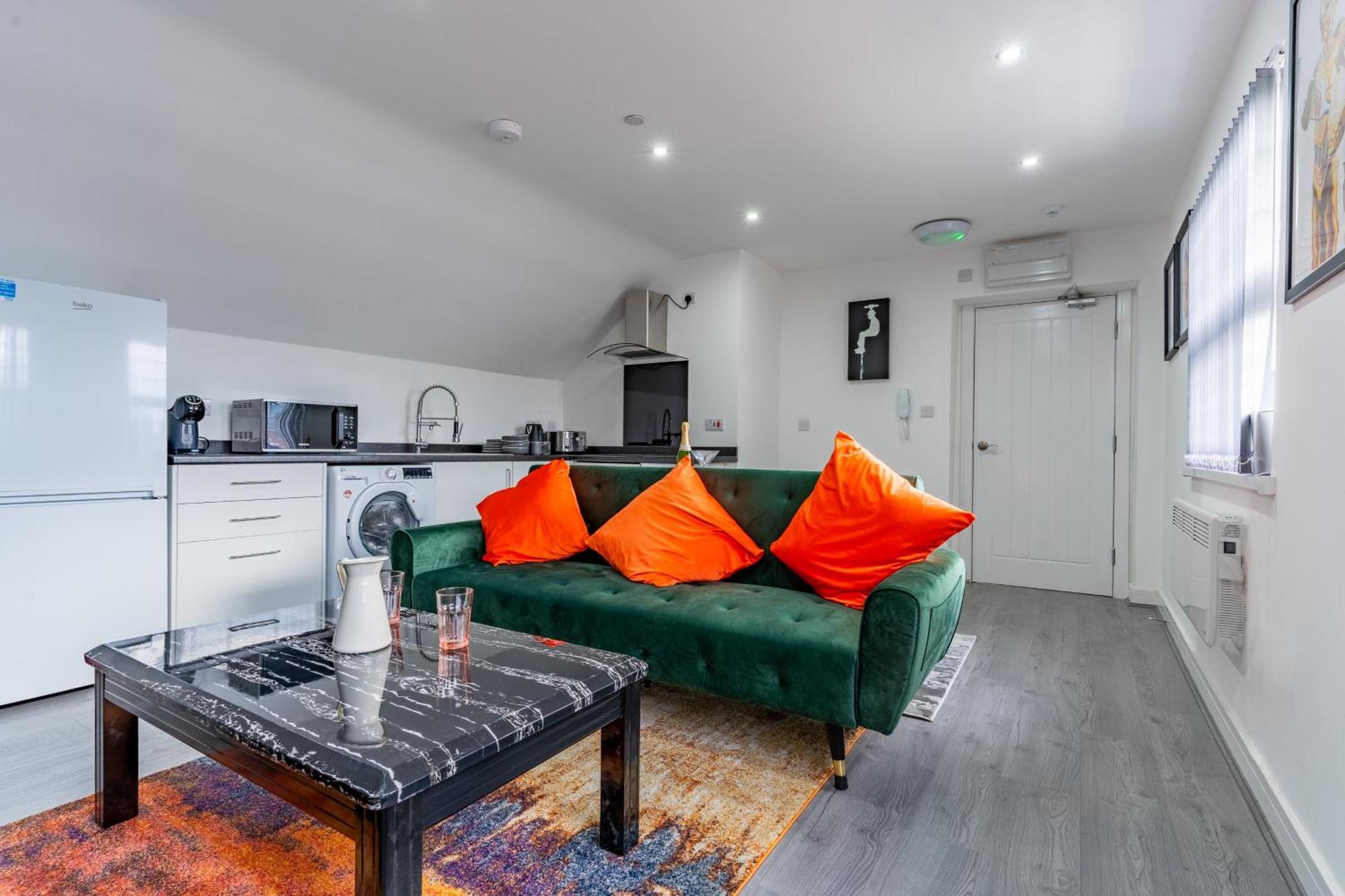 Cool Top Floor Apartment Very Near Birmingham Centre Buitenkant foto