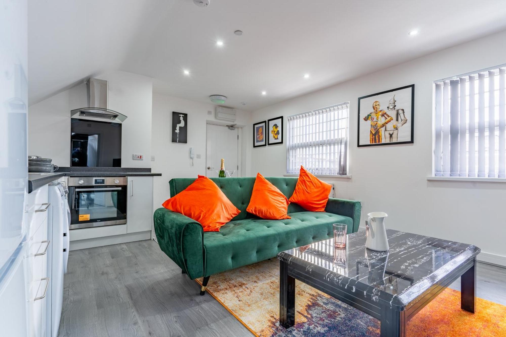Cool Top Floor Apartment Very Near Birmingham Centre Buitenkant foto