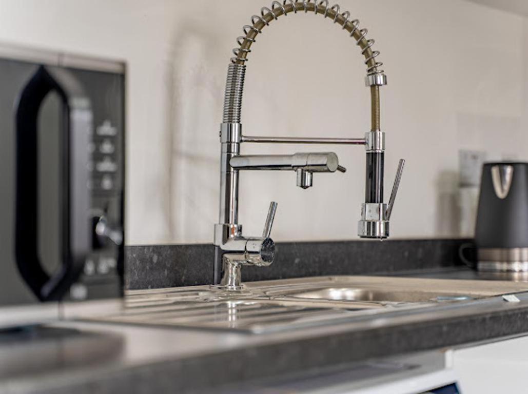 Birmingham Apt-Sleeps 4-Walk To City Centre-Pets Buitenkant foto